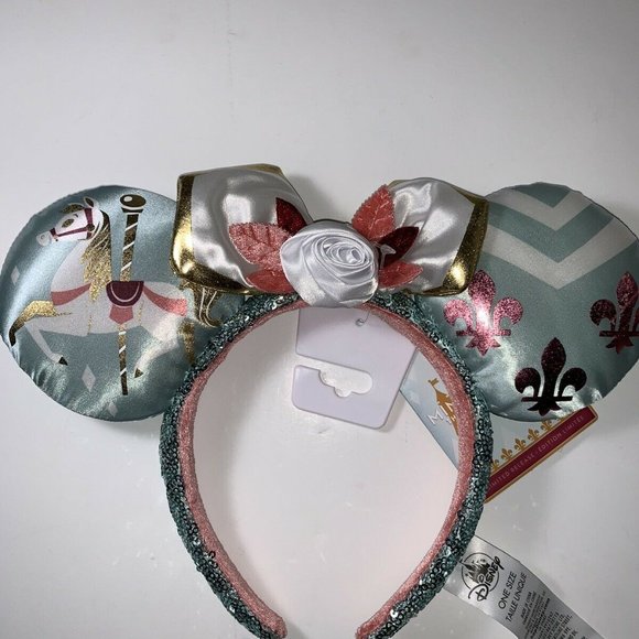 Disney Minnie Main King Arthur Headband Ears NEW